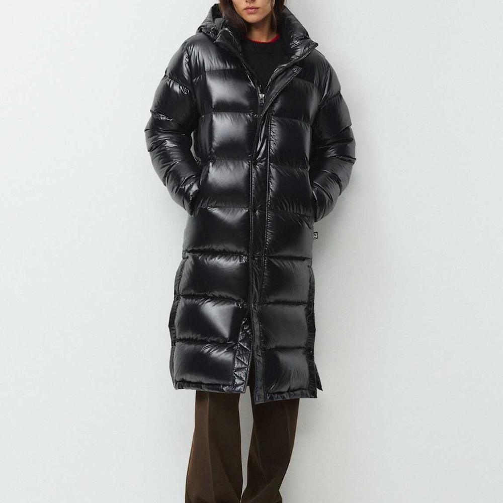 Aritzia The Super Puff⢠Long - Hi-Gloss
